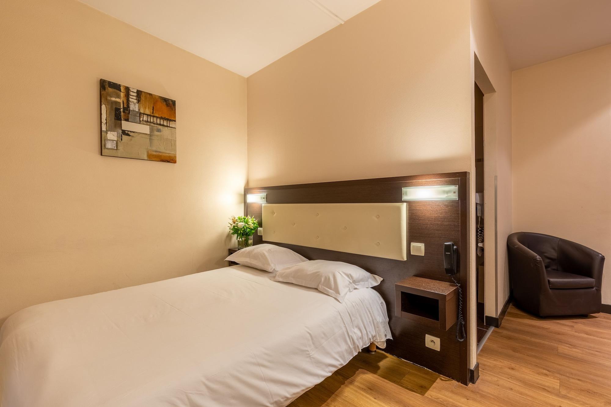 Hotel Le Florin Rennes Exterior foto